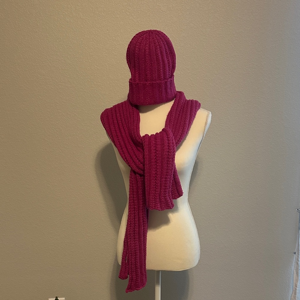 Old Navy Ribbed Knit Scarf and Beanie Set - Magenta
